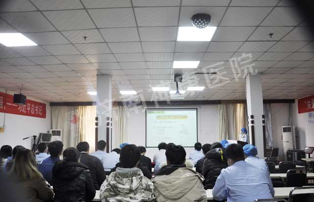 ��Ժ��������չ���ķθ�������������ѵ��Ϊ����Ӯ�����ʱ��